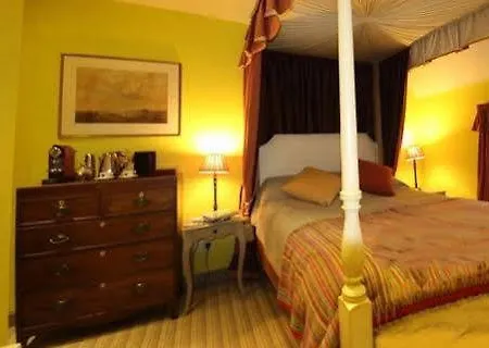 Woundales Farm 4*